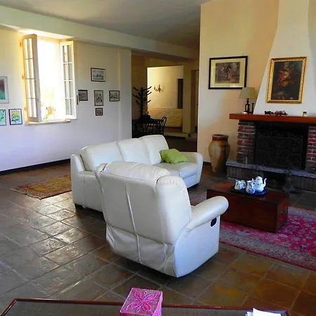 Vila Eleonora *